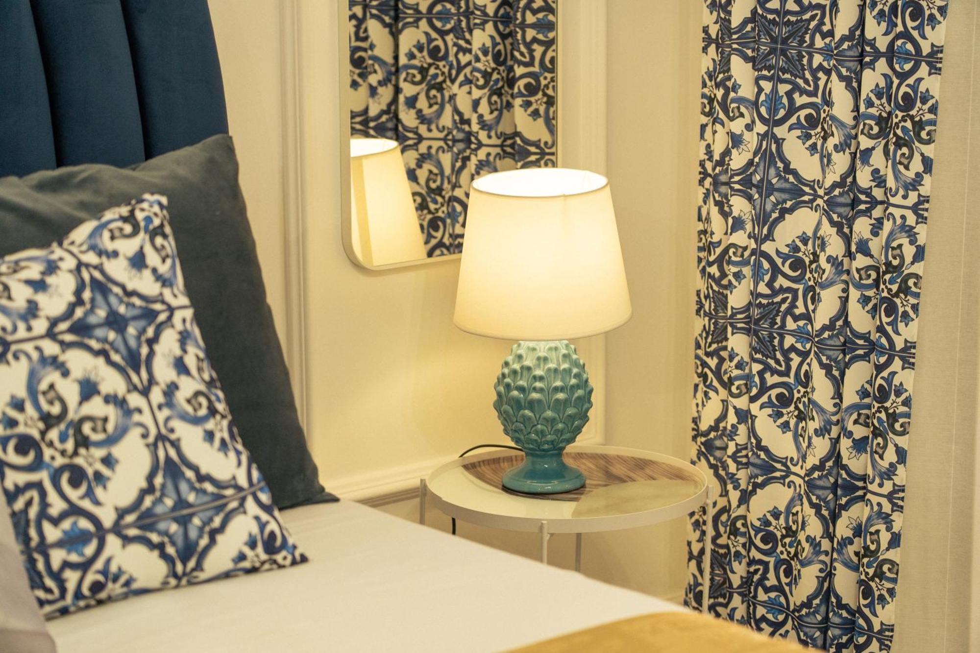 Johnny'S Suites Taormina Beach Bay Buitenkant foto
